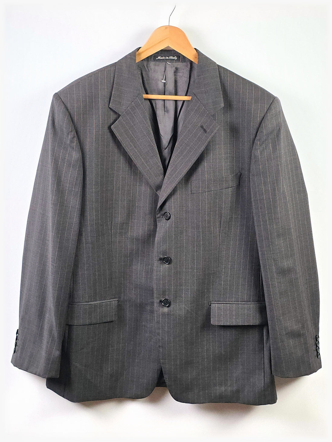 Blazer Thomas Neal's