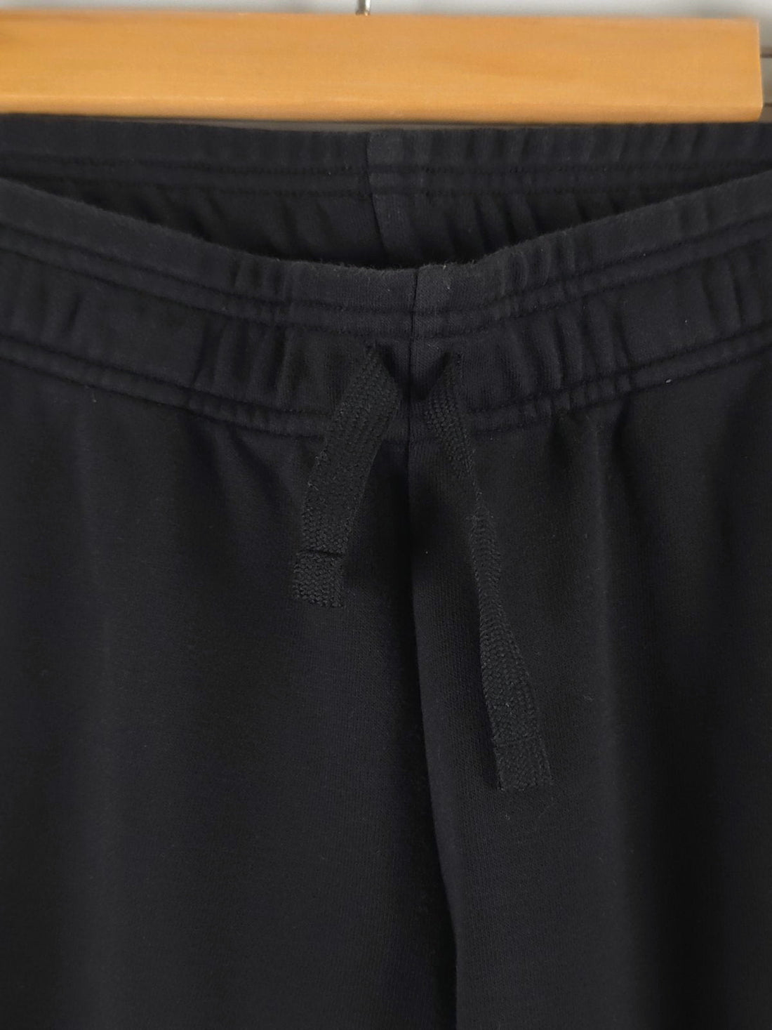 Pantaloni capri Adidas