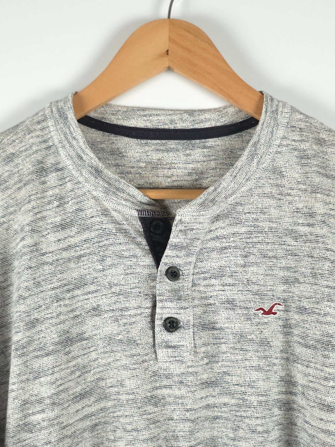 T-shirt semplice Hollister