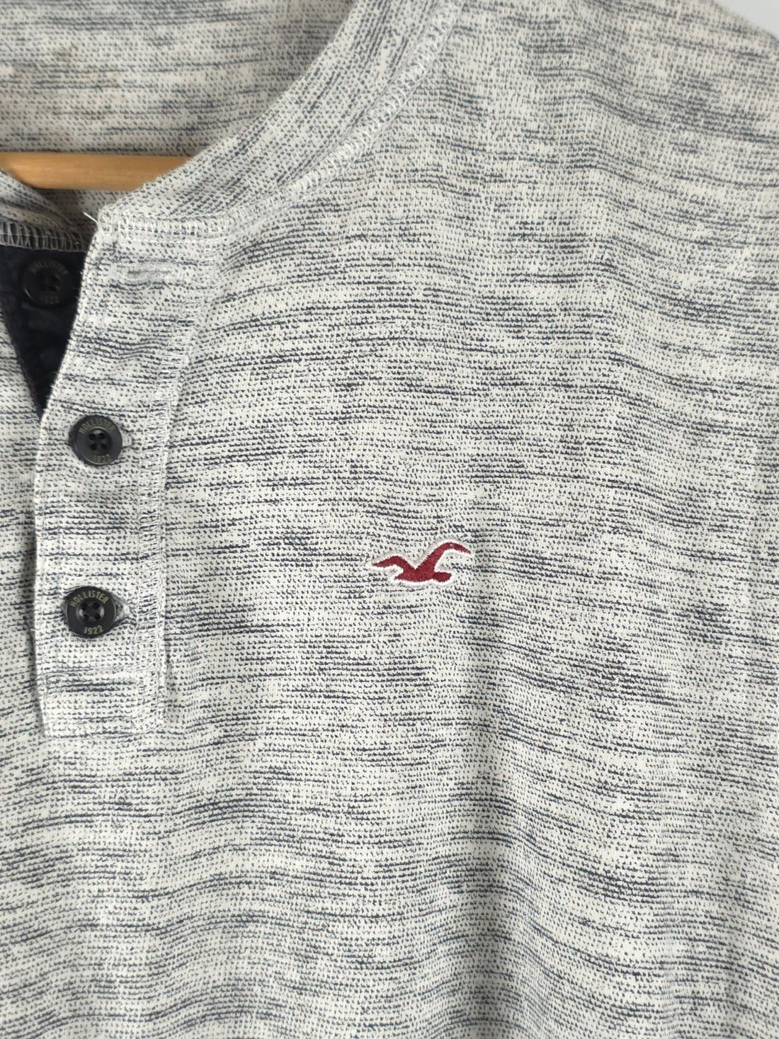 T-shirt semplice Hollister