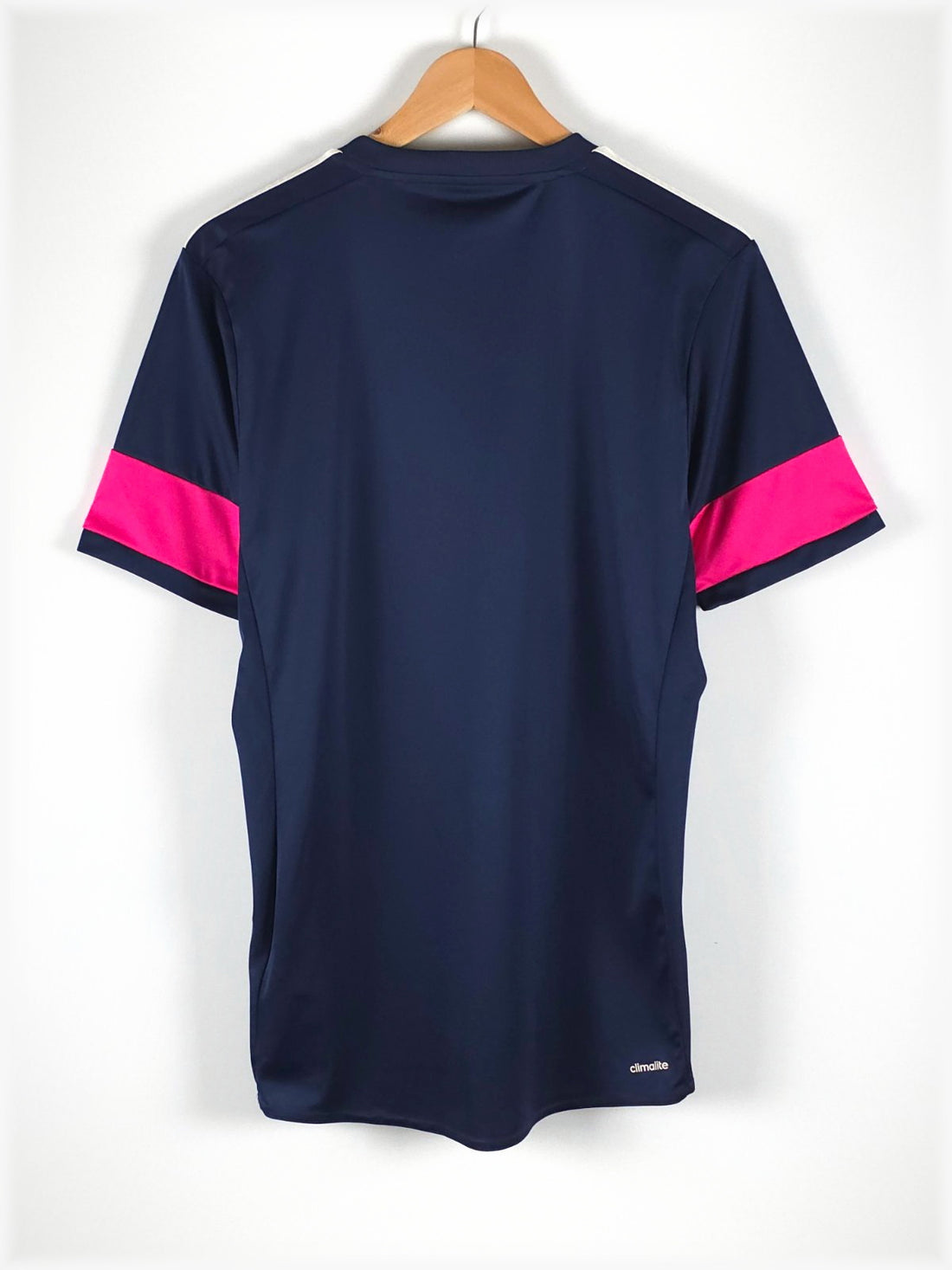 T-shirt adidas