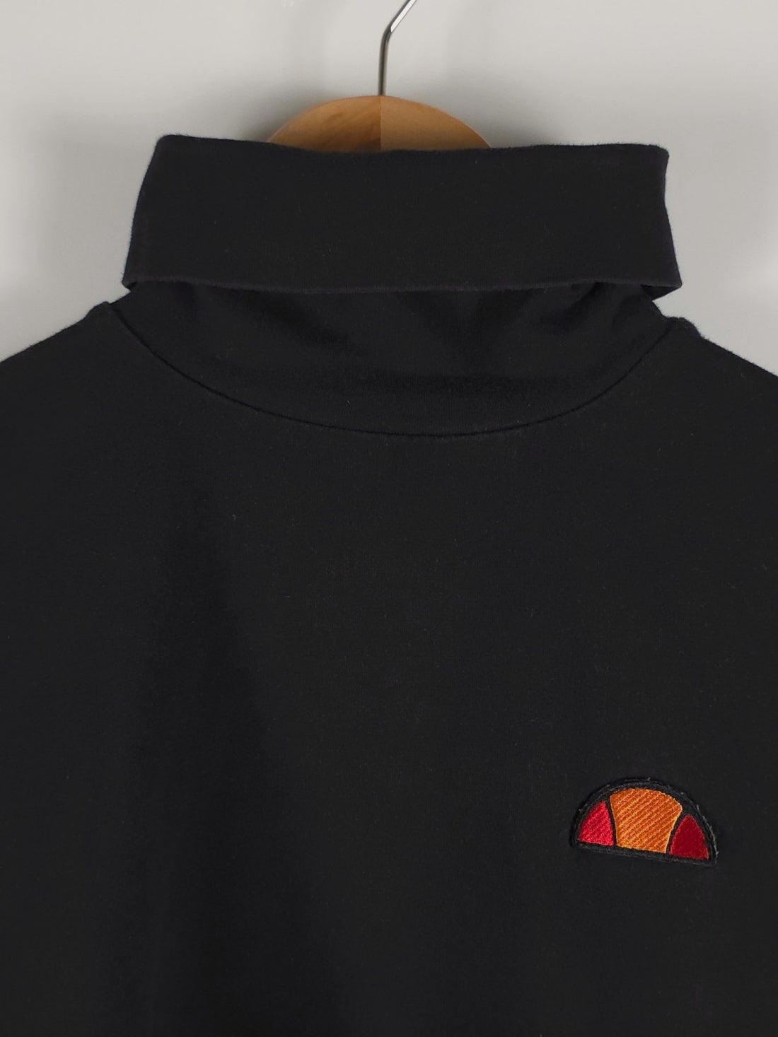 Top corto Ellesse