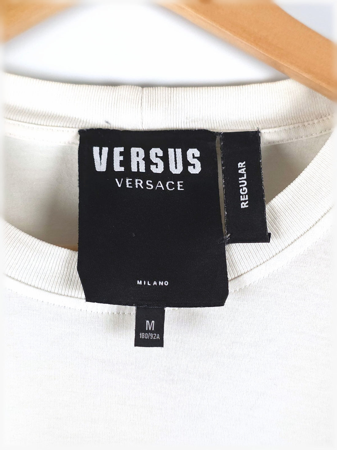 T-shirt Versus Versace